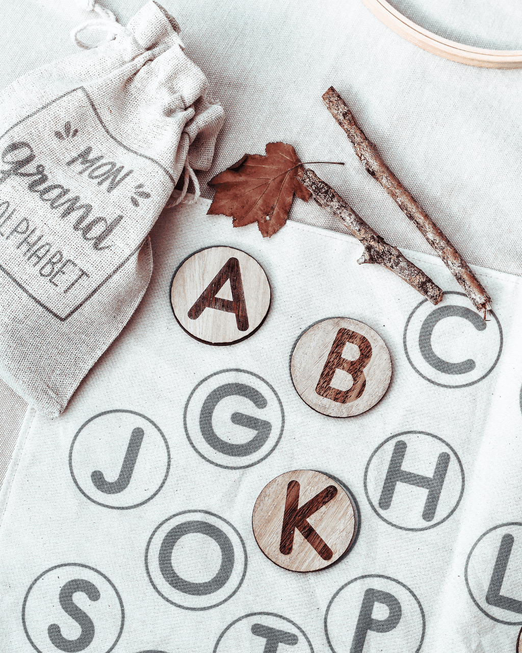 Les lettres bâtons