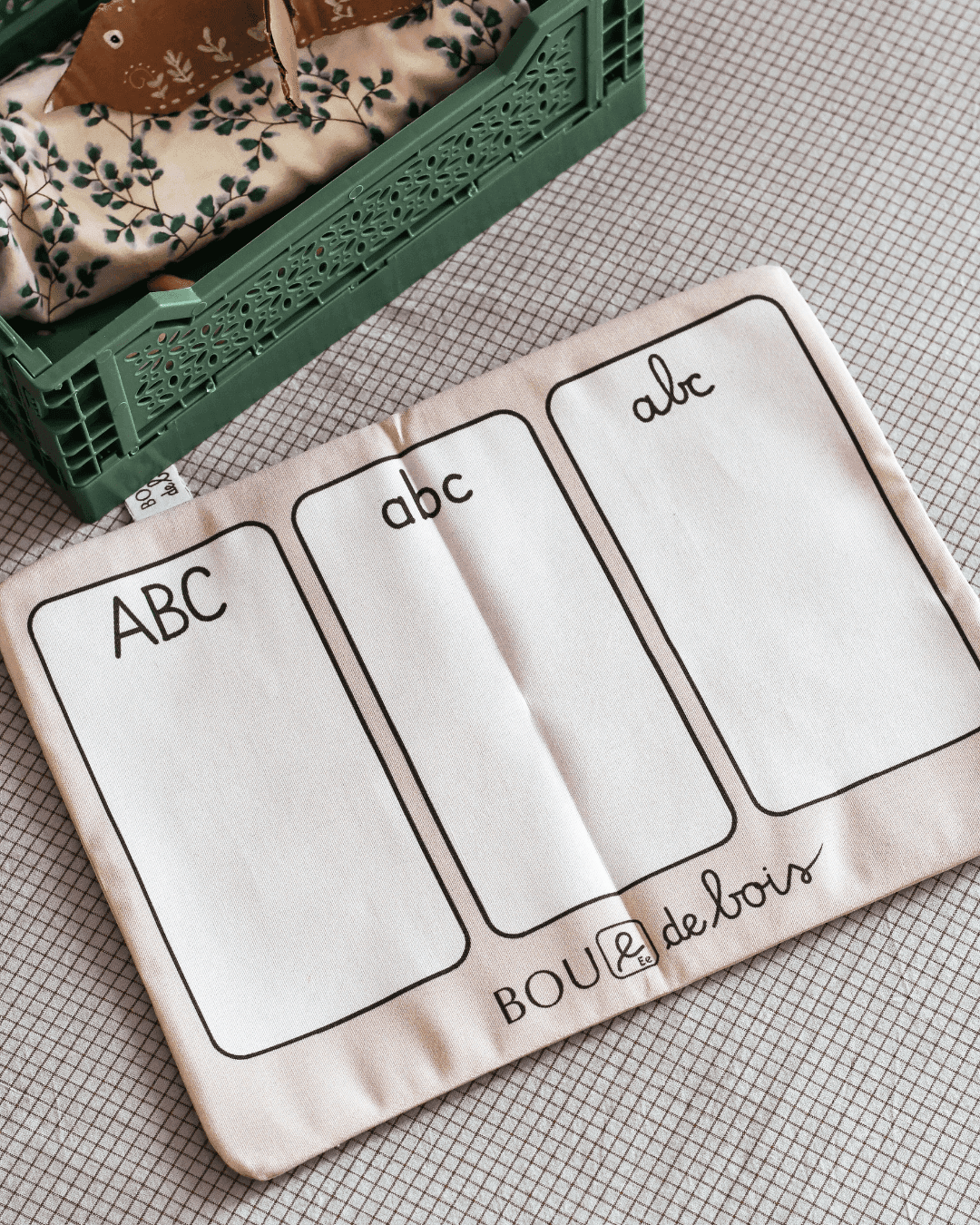 Le tapis des lettres (3 écritures)